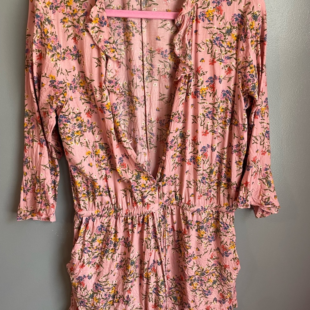 Jessica Simpson Floral short Romer!! XL! Worn once! Like new!